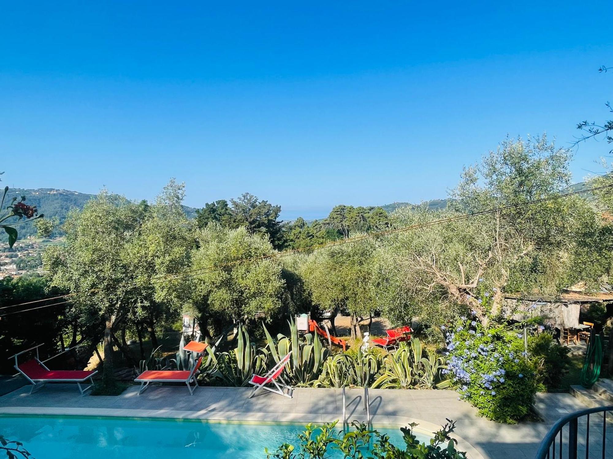 Casa Del Sole Bed and Breakfast Camaiore Εξωτερικό φωτογραφία